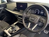 Audi Q5 Image 6