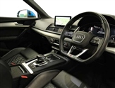 Audi Q5 Image 6