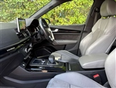 Audi Q5 Image 6