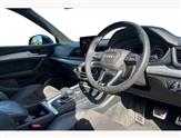 Audi Q5 Image 6