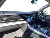 Audi Q7 Image 2