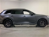 Audi Q7 Image 4