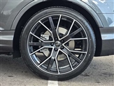 Audi Q7 Image 5
