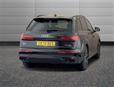 Audi Q7 Image 6