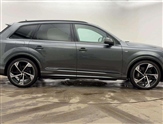 Audi Q7 Image 3