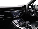 Audi Q7 Image 5