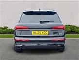 Audi Q7 Image 4