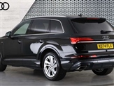 Audi Q7 Image 3