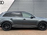 Audi Q7 Image 4