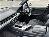 Audi Q7 Image 2