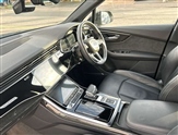 Audi Q7 Image 2