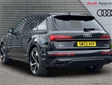 Audi Q7 Image 4