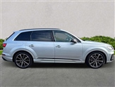 Audi Q7 Image 3