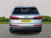 Audi Q7 Image 4