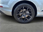 Audi Q7 Image 6
