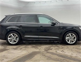 Audi Q7 Image 3