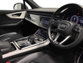 Audi Q7 Image 5