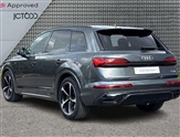 Audi Q7 Image 3