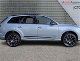 Audi Q7 Image 4