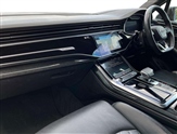 Audi Q7 Image 2
