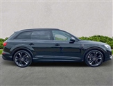 Audi Q7 Image 3