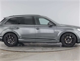 Audi Q7 Image 4