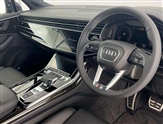 Audi Q7 Image 6