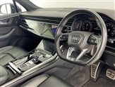 Audi Q7 Image 6
