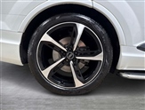 Audi Q7 Image 6