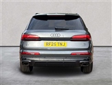 Audi Q7 Image 4