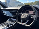 Audi Q7 Image 6