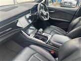 Audi Q7 Image 2