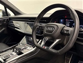 Audi Q7 Image 6