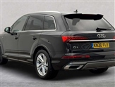 Audi Q7 Image 2