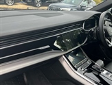 Audi Q7 Image 2