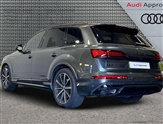 Audi Q7 Image 4