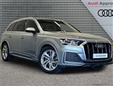 Audi Q7 Image 1