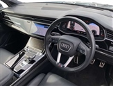 Audi Q7 Image 6