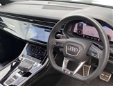 Audi Q7 Image 6