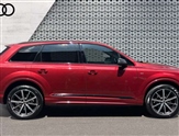 Audi Q7 Image 4
