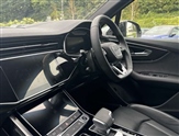 Audi Q7 Image 2