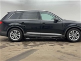 Audi Q7 Image 4