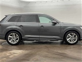 Audi Q7 Image 4