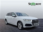 Audi Q7 Image 1