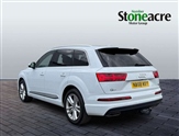 Audi Q7 Image 4