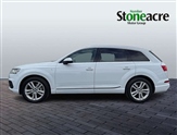 Audi Q7 Image 5