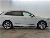 Audi Q7 Image 4