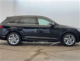 Audi Q7 Image 4