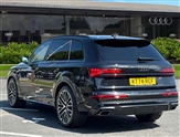 Audi Q7 Image 2