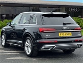 Audi Q7 Image 2